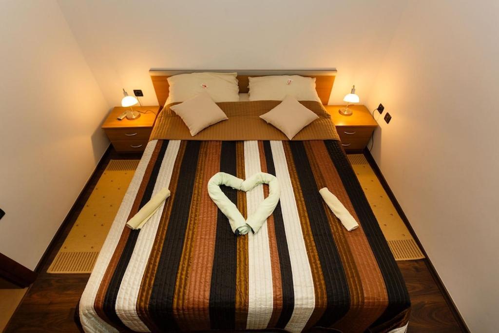 Premium Apartment Near Center And Beach With Parking Krk Town Kültér fotó